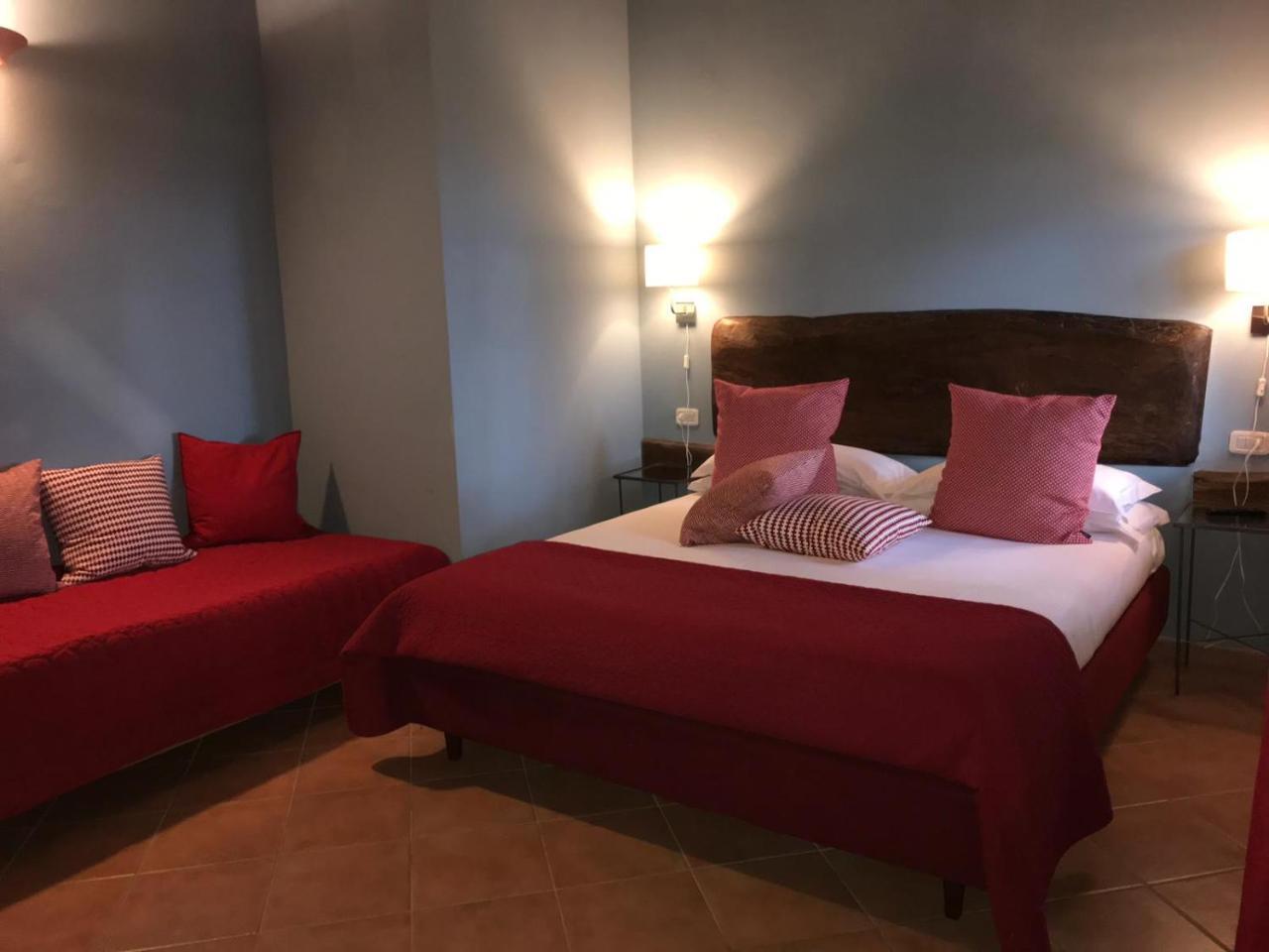 Il Daino Bianco Country Hotel Manciano Luaran gambar