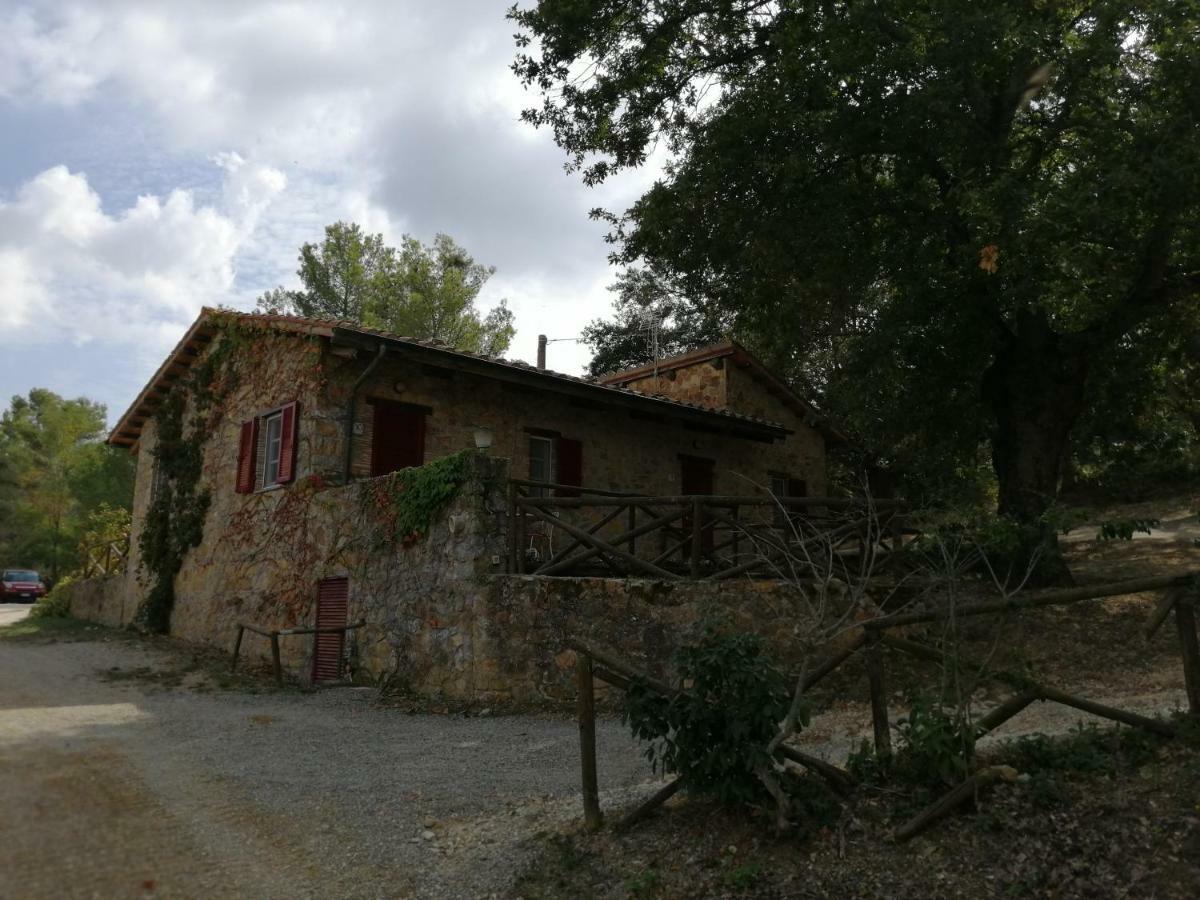 Il Daino Bianco Country Hotel Manciano Luaran gambar