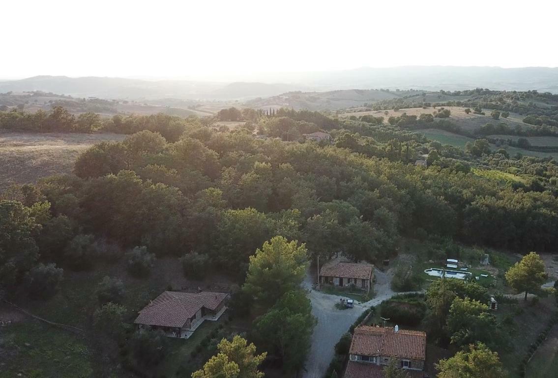 Il Daino Bianco Country Hotel Manciano Luaran gambar