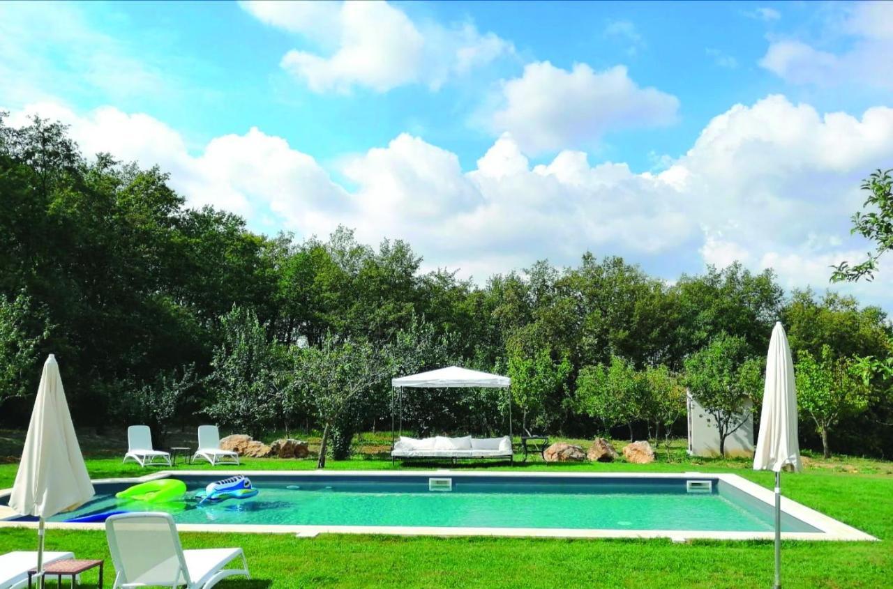 Il Daino Bianco Country Hotel Manciano Luaran gambar